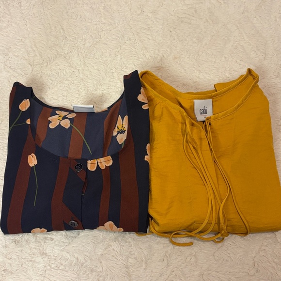CAbi Tops - Cabi- BUNDLE! 2 Sleeveless Hi-Low Blouse Tops Floral Stripe + Gold Tie- Size M